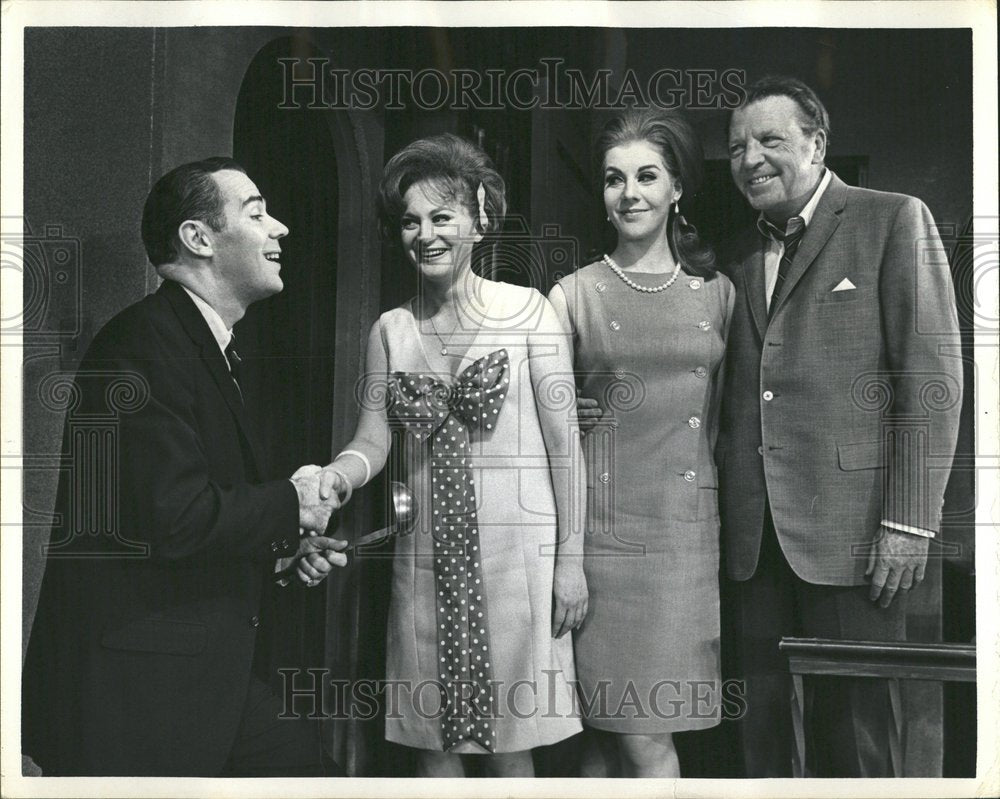 1967 Odd Couple Dan Dailey Elliott Reid Dia - Historic Images