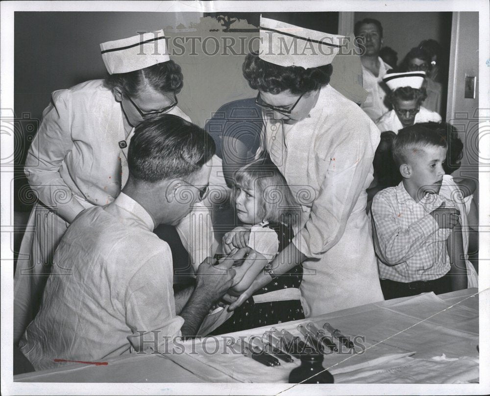 1955 Dr CP Andeerson H Kieger Hospital - Historic Images