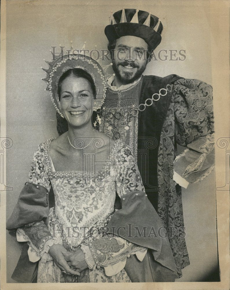 1976 Richard &amp; Bonnie Shapiro Chicago Faire - Historic Images