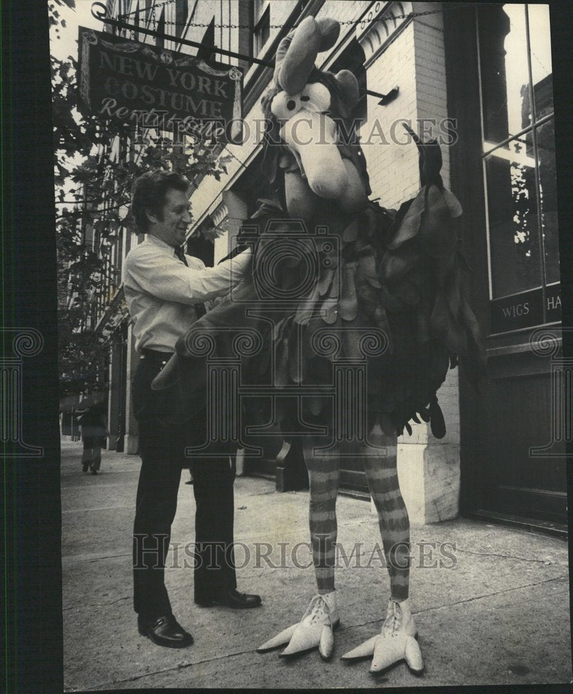 1973 Bird Costume Press Photo - Historic Images