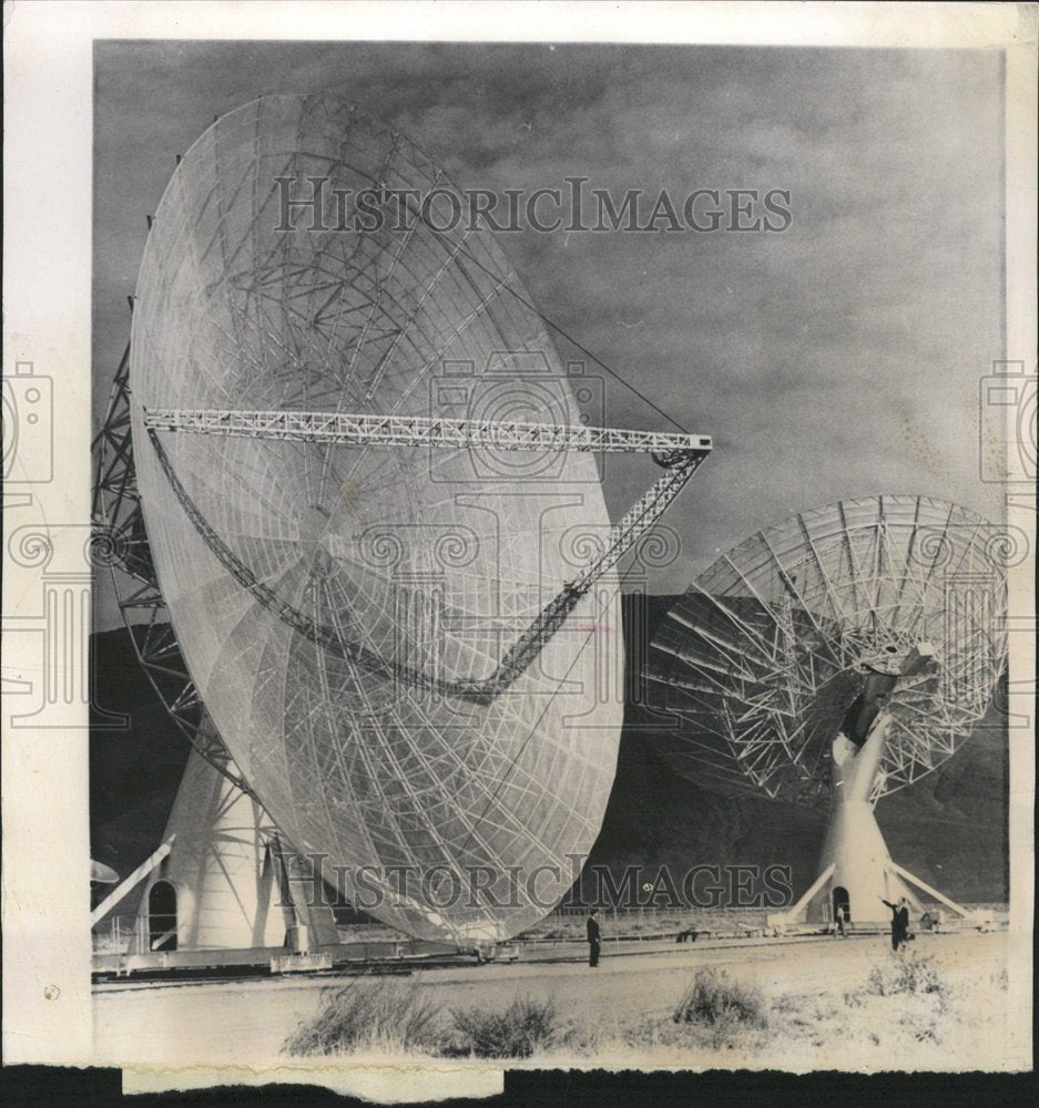 1958 Twin Antennae Construction Big Pine CA - Historic Images