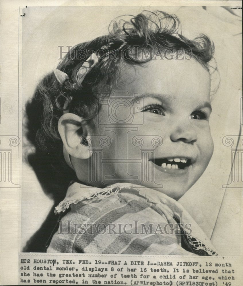 1948 Dasha Jitkoff Most Toothed Child - Historic Images