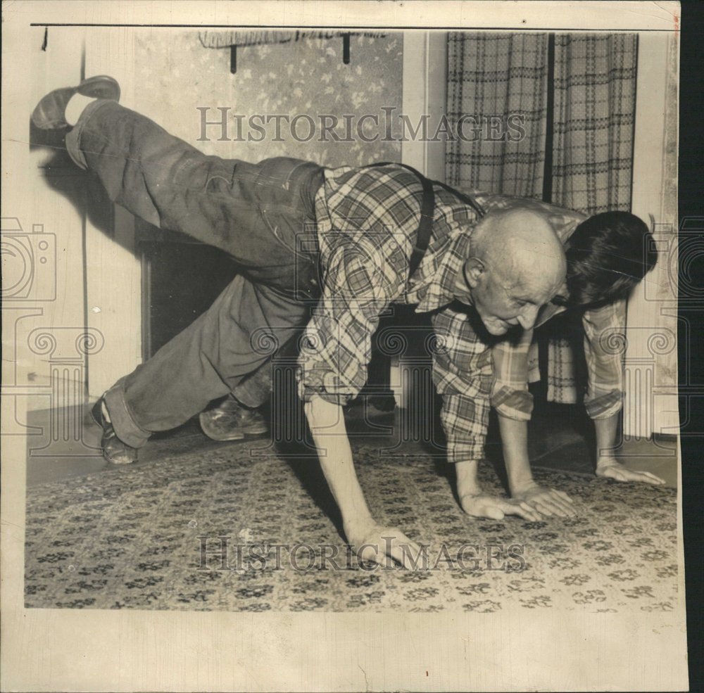 1954 George Faust &amp; Wayne Stewart Pushups - Historic Images