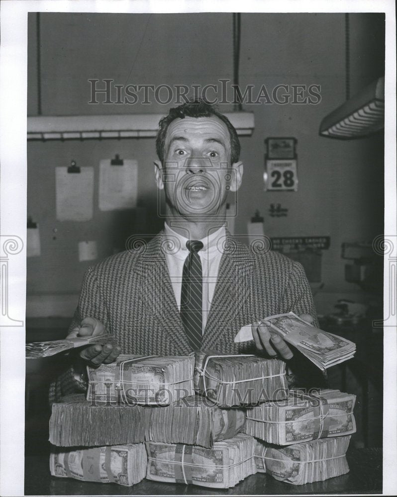 1956 Manager Robert G. Leavitt With Money - Historic Images