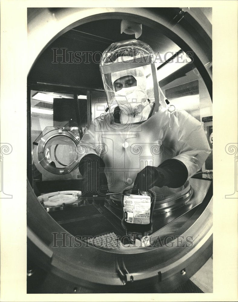 1993 Air Tight Suit Isolation Chamber - Historic Images