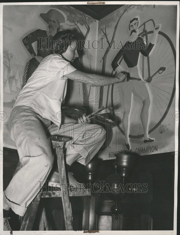 1940 Mural Artist Margaret Janes - Historic Images