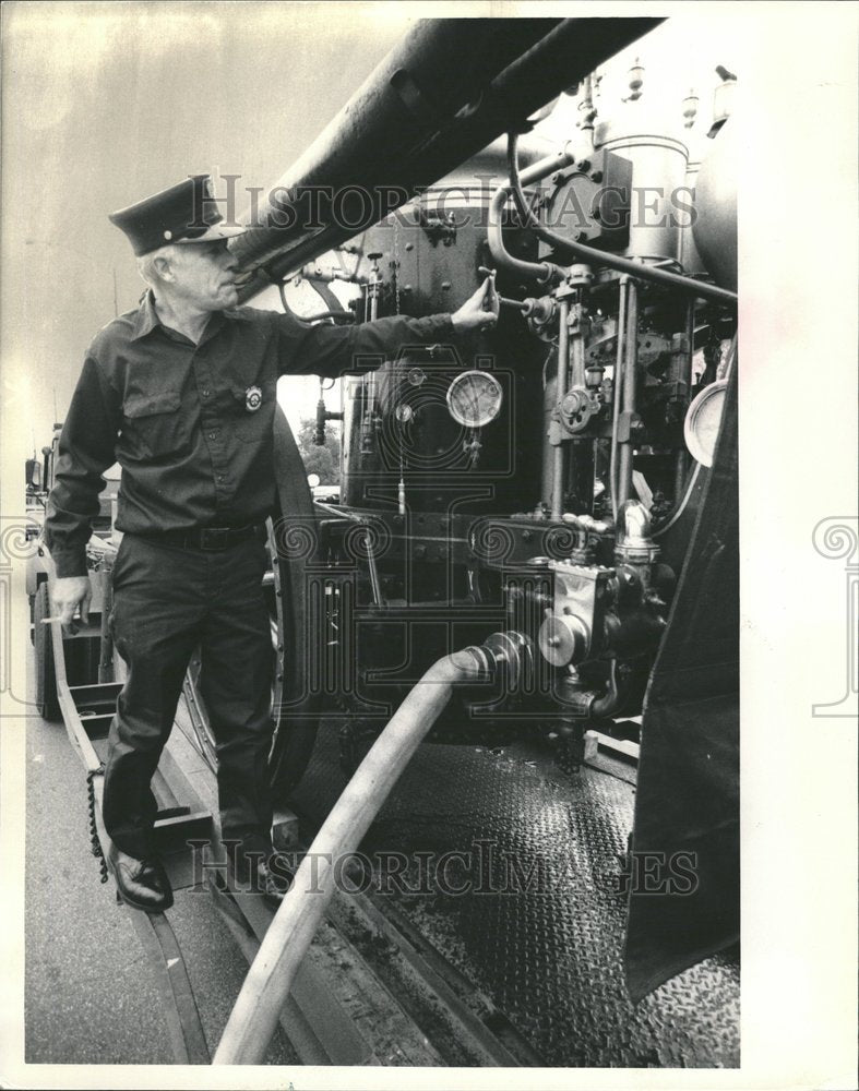 1986 Fire Prevention Week Chicago Engine - Historic Images