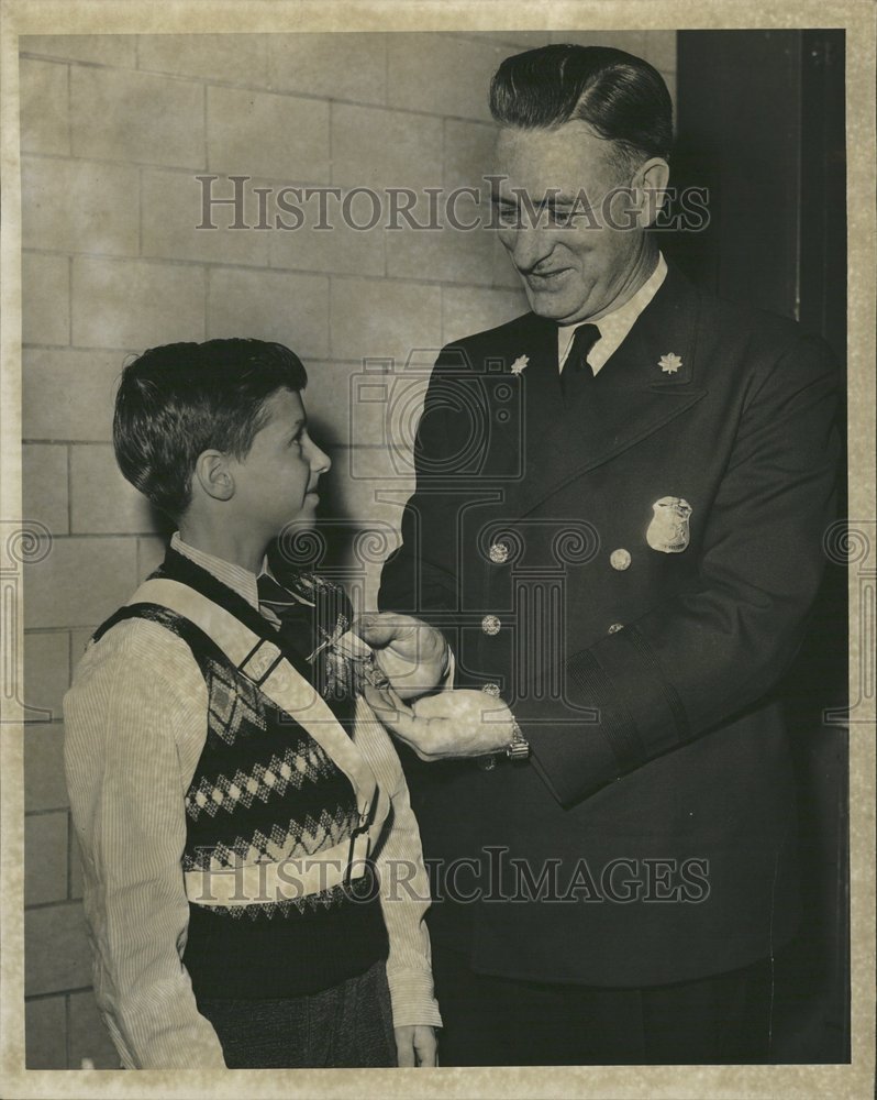 1947 Louis M Obrien Police Richard Tarrar - Historic Images