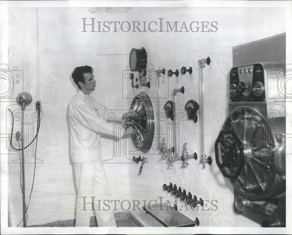 1958 Cook County Jail Hospital Sterilizers - Historic Images