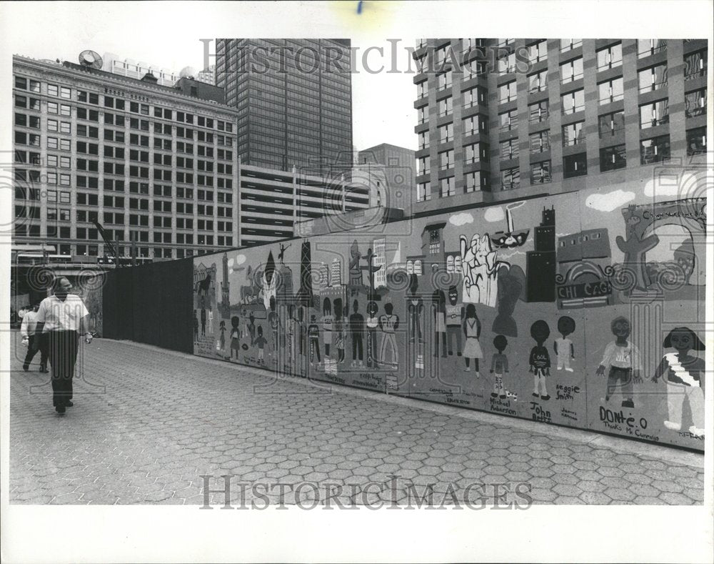 1989 State Wacker Barricades Downtown - Historic Images