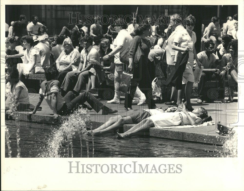 1984 Daley Plaza Center Laying Down Bette - Historic Images