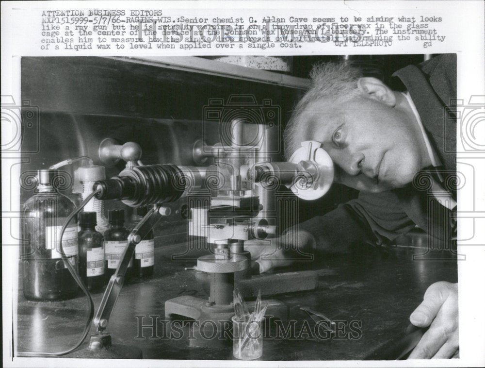 1966 Senoir Chemist G Allan CaveJohnson Wax - Historic Images