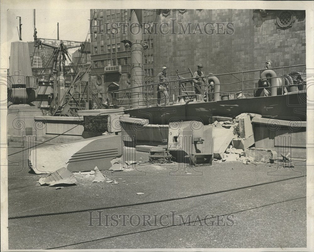 1946 Boat Brakes Stone Work Coal Shortage - Historic Images