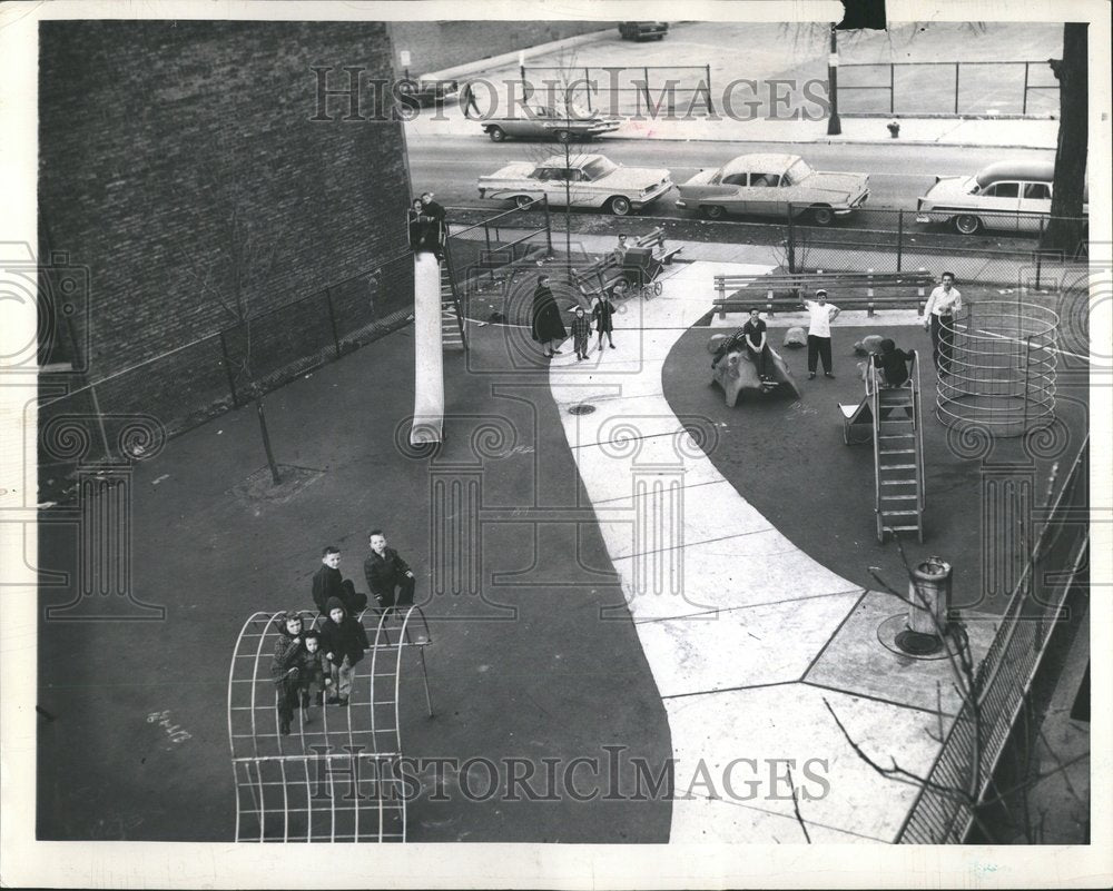 1960 Park District Belmont Swings Basketbal - Historic Images