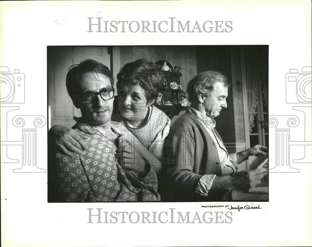 1985 Mark Robbins Laurel Cronin Actress - Historic Images