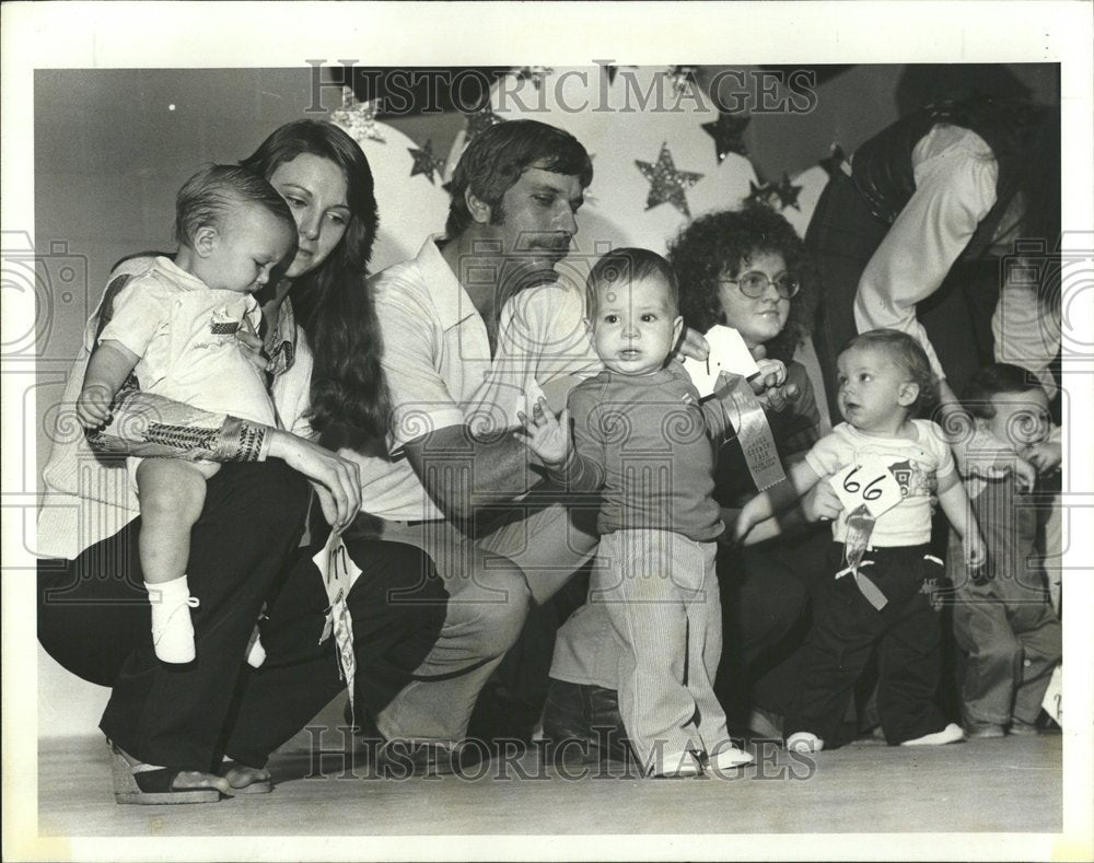 1981 Parents Get Their Children Judges - Historic Images