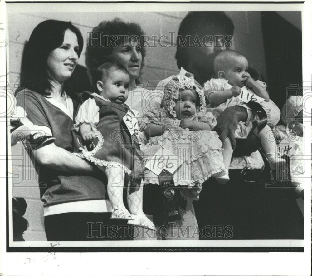 1989 Proud Parents Show Babies Pageant - Historic Images