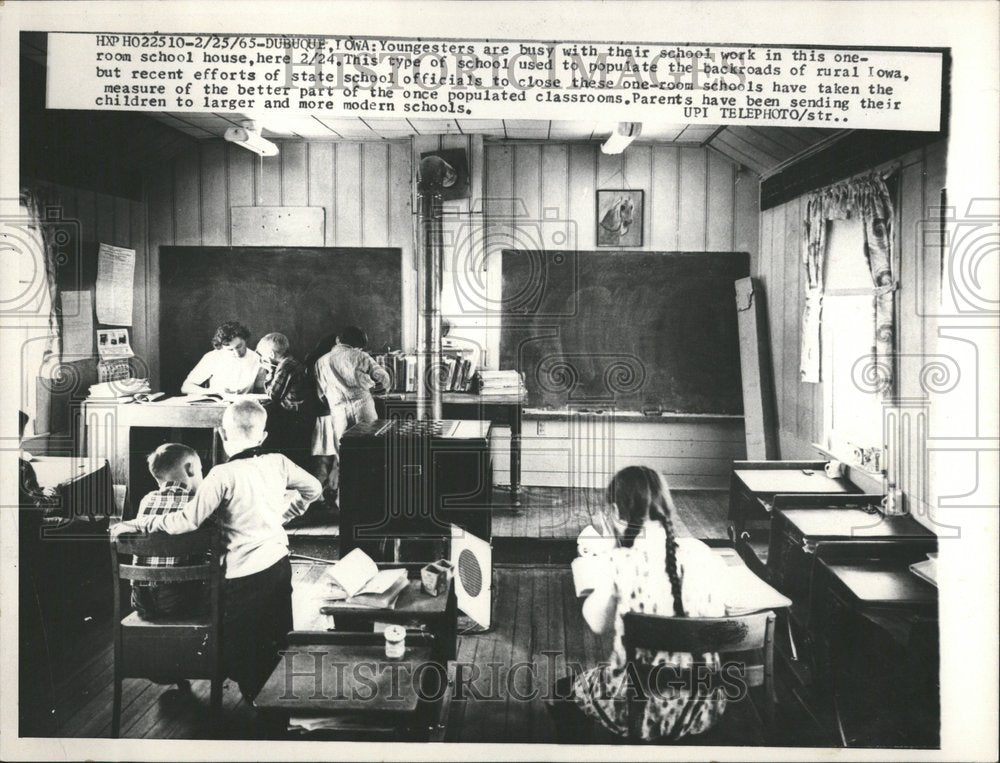 1965 School Institution Student House Work - Historic Images