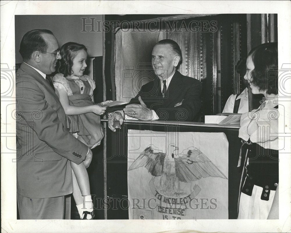 1941 Mary Agnes Kane Buys Defense Stamps - Historic Images