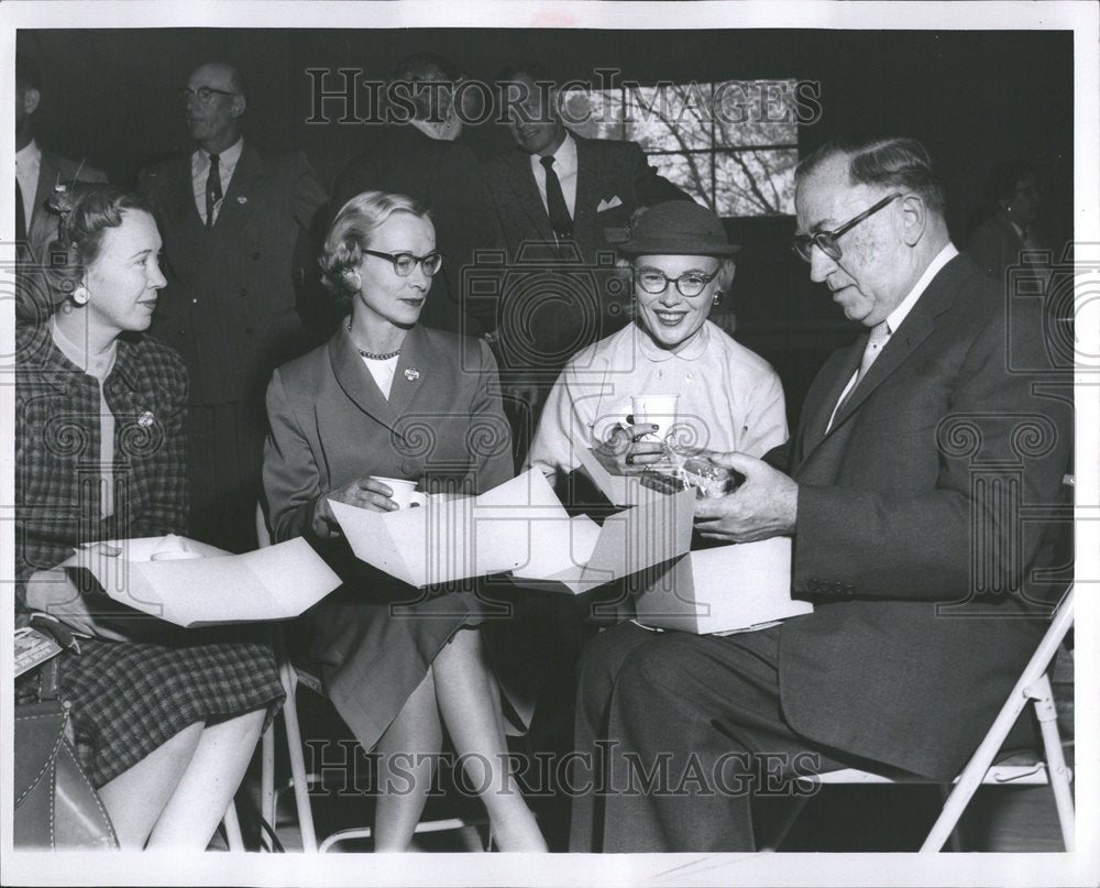 1956 Press Detroit Mayor Albert E. Cobo Political Tour - Historic Images