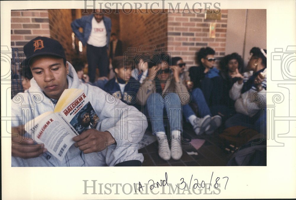 1987 Sit-in at University of Michigan - Historic Images