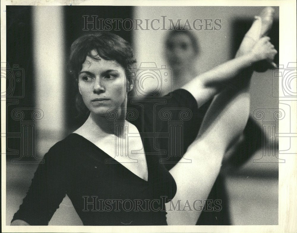 1984 Jane Bukowski Practicing Dance - Historic Images