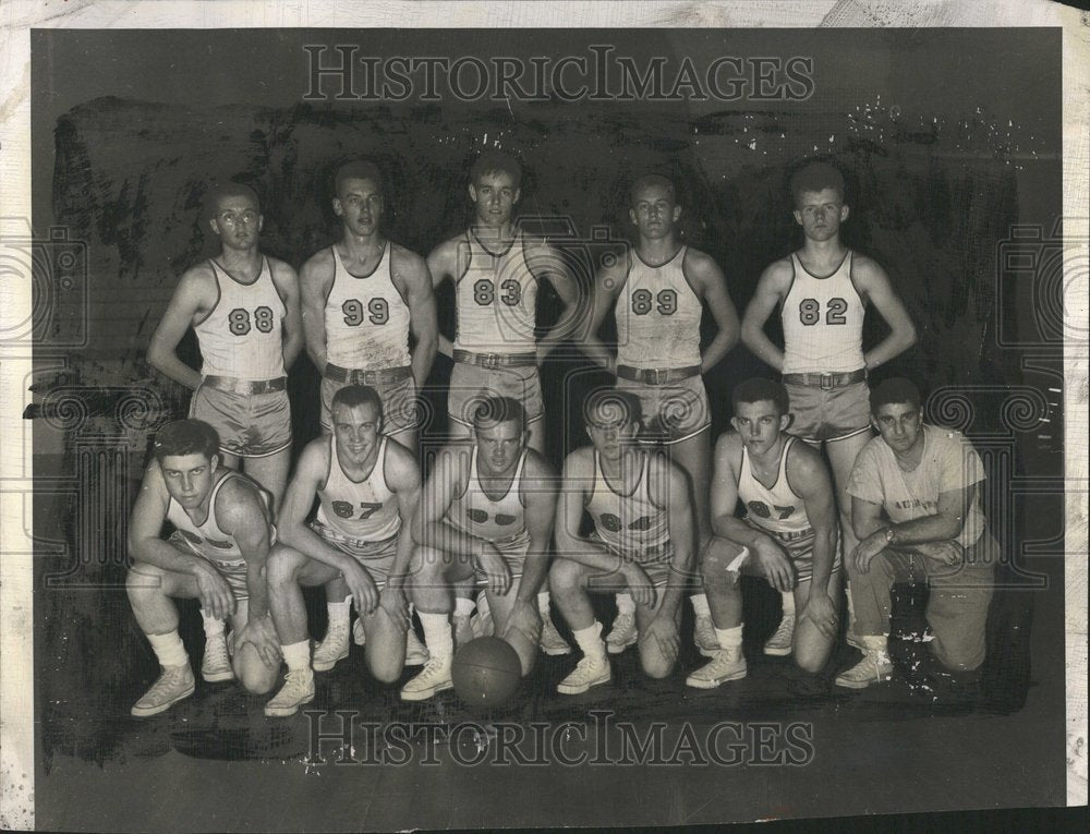 1953 Augustana College Cagers Shoot Works - Historic Images