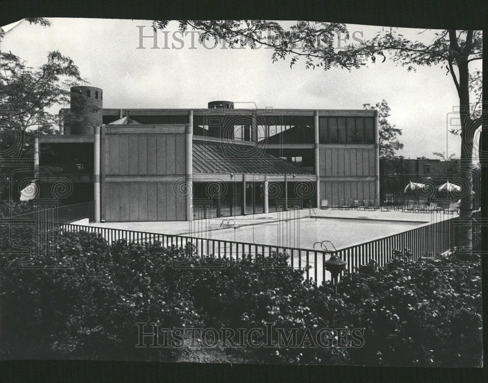 1975 Atrium Elmhurst Architecture Award - Historic Images