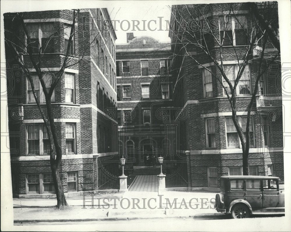 1972 Sam Gross, wife, Robert Foster kidnape - Historic Images