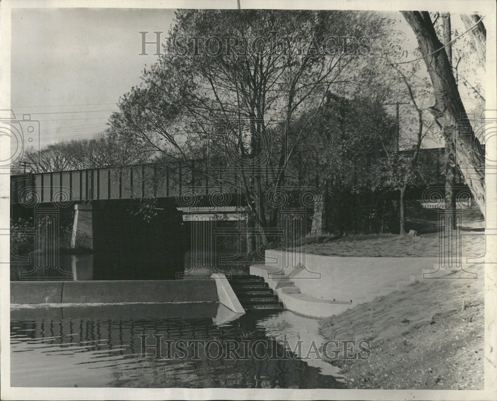 1946 Des Plaines River Dam Canoeists - Historic Images