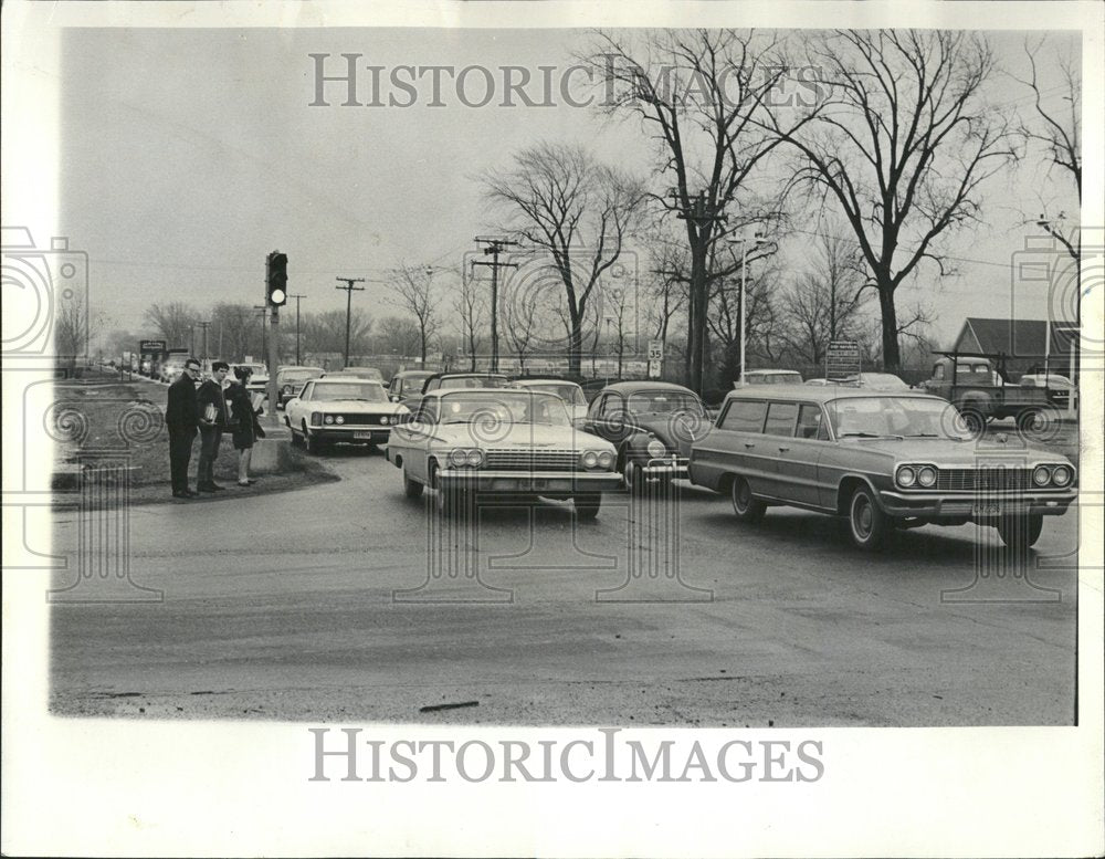 1965 Maine Township Wolf Road Des Plaines - Historic Images