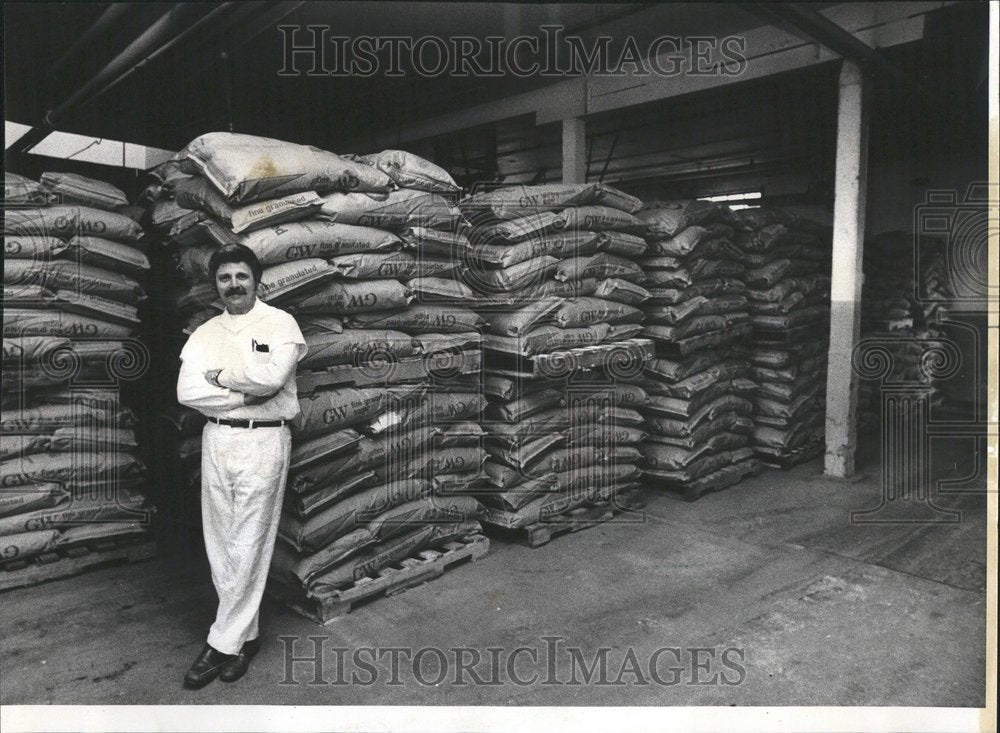 1974  Queen Anne Candy Company  Don Morando - Historic Images