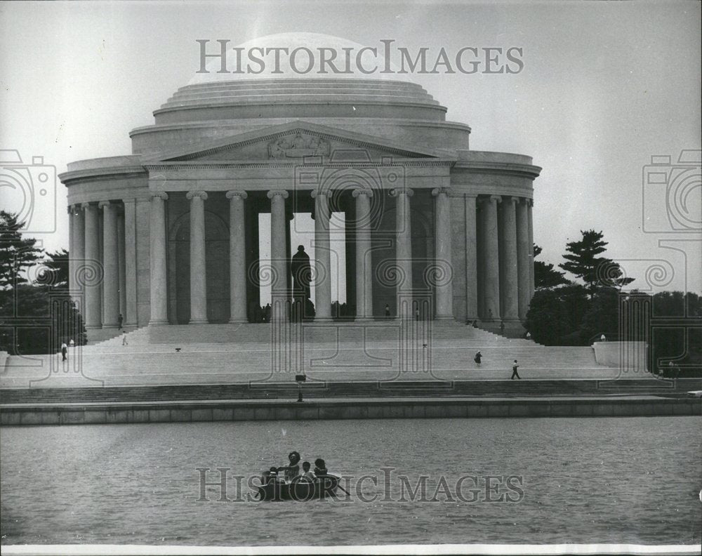 1965 Enjoy Boating Woman Children Thomas Me - Historic Images