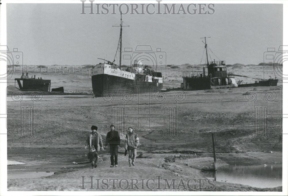 1992 Areal Seas Inland Lake - Historic Images