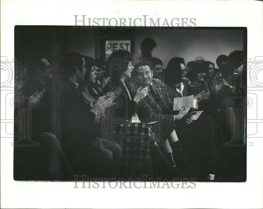 1960 Audience At Mozart Performance Claps - Historic Images