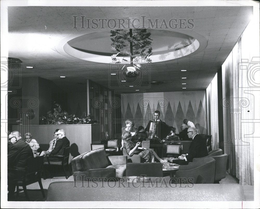 1964 Womens City Club Cocktail Lounge - Historic Images