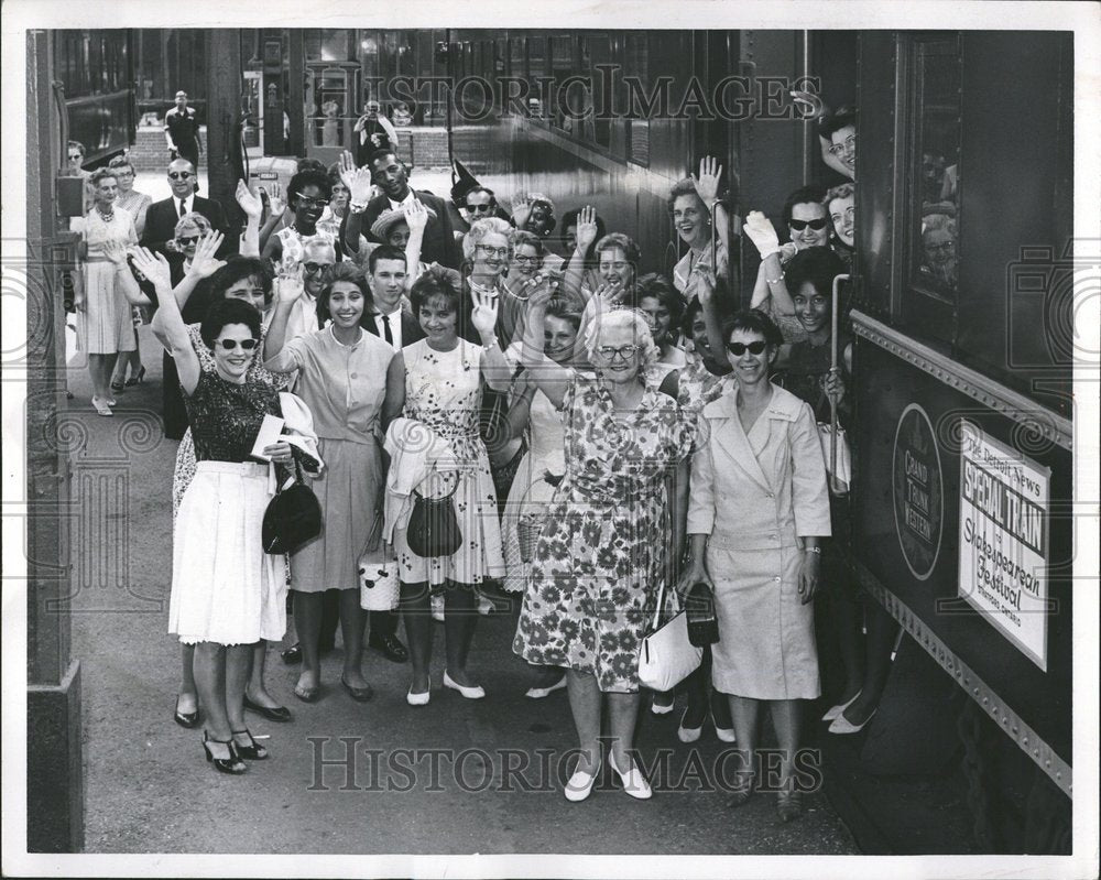 1963 Shakespheres Festival People - Historic Images