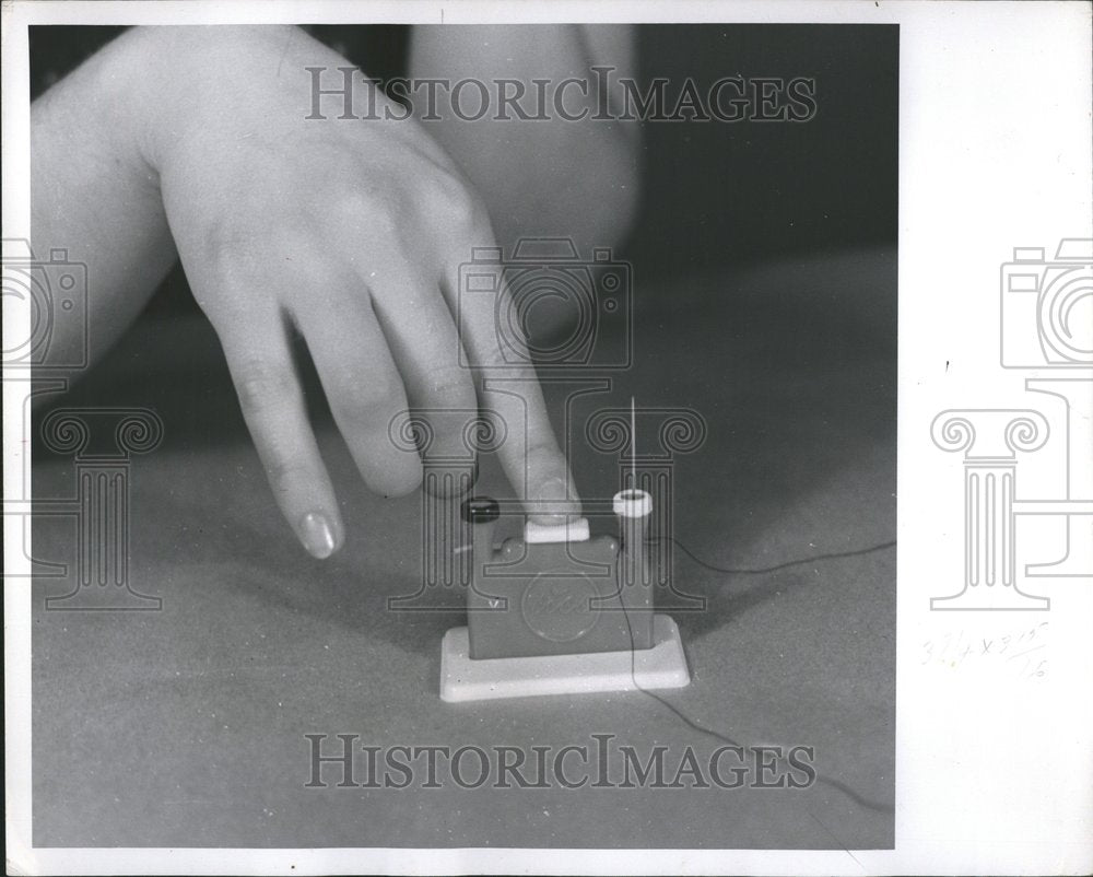 1960 Singer Sewing Machine Piece - Historic Images