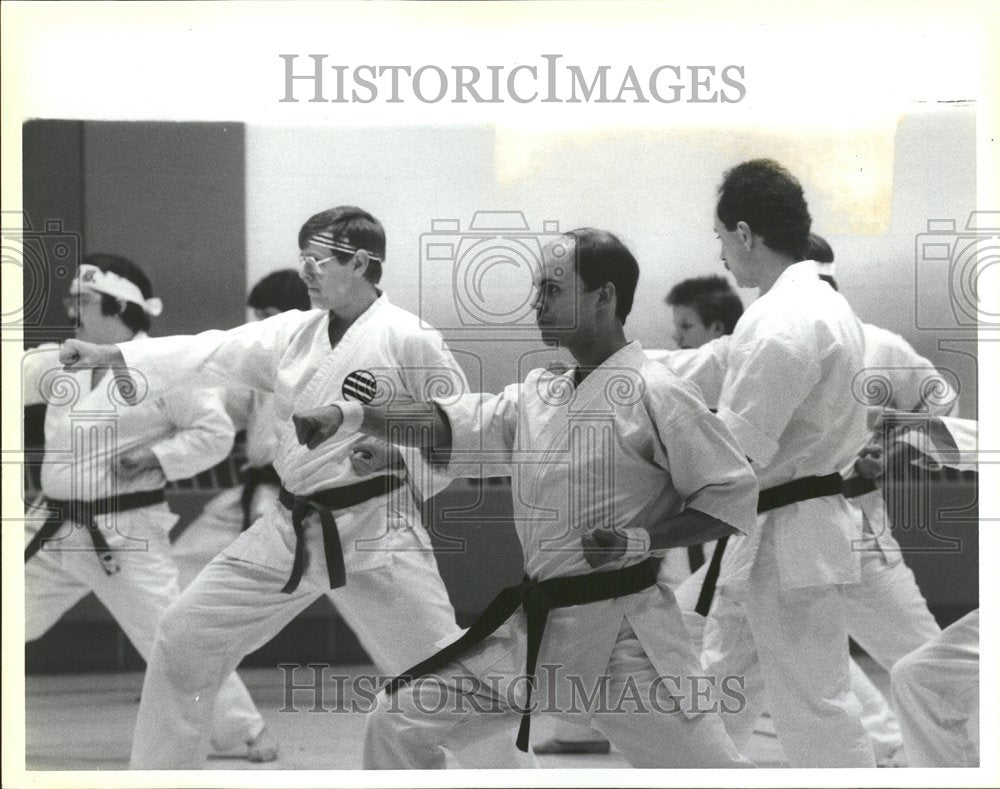 1987 Jim Devouno In Karate Class - Historic Images