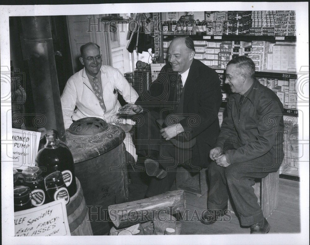 1952 Harold E Stassen Republican Wood Stove - Historic Images