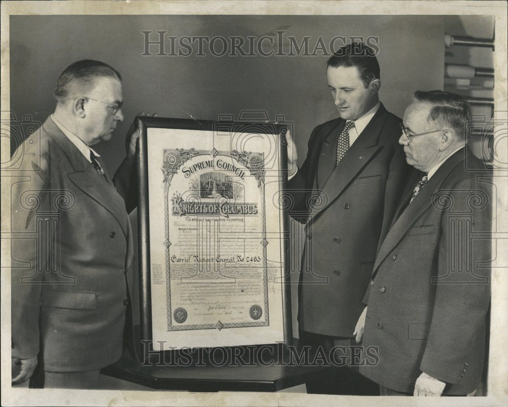 1951 Three people Certificate Morris Fredri - Historic Images