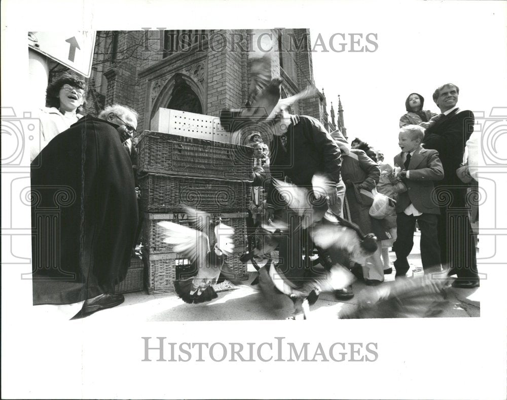 1991 Easter Sunday Detroit Fort St Church - Historic Images