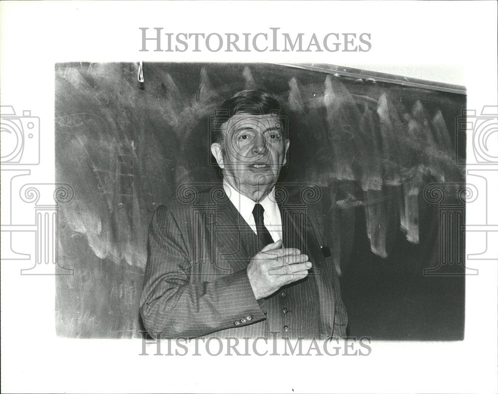 1980 Oakland University Pres Harold Stassen - Historic Images