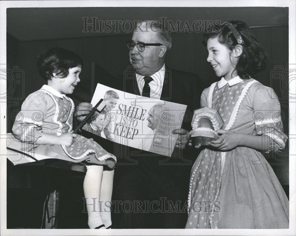 1961 Children Dental Health Ray Pearson Det - Historic Images