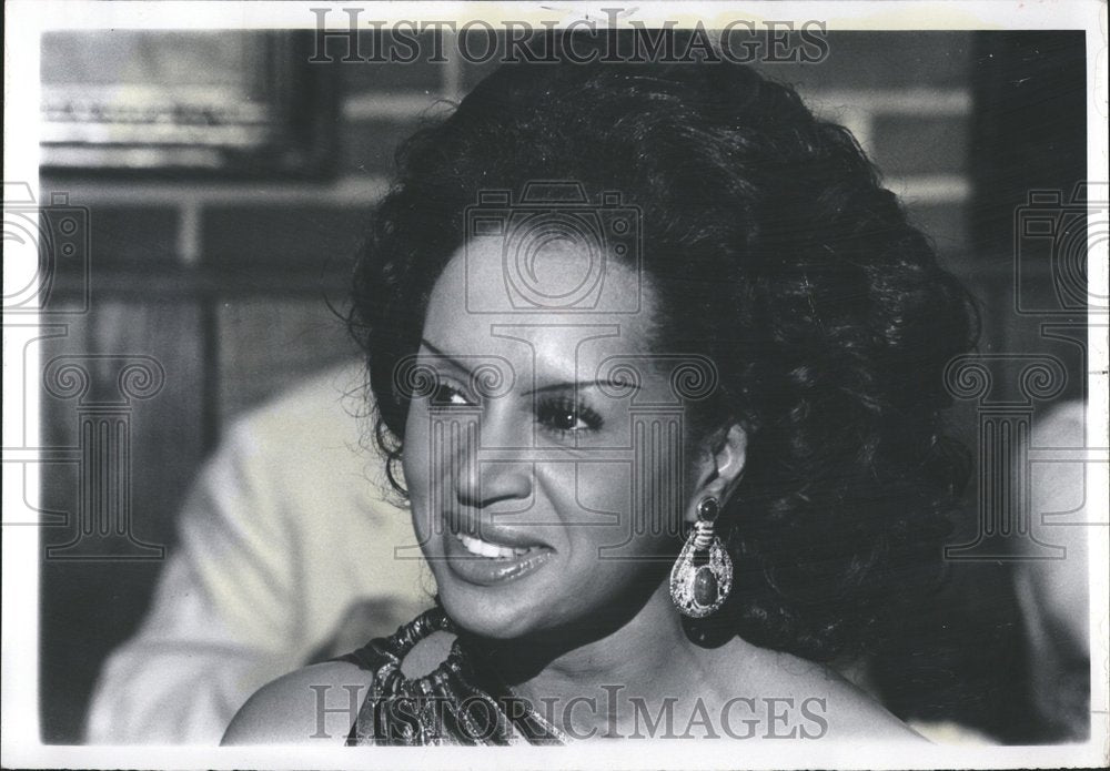 1973 Jo Thompson Singer Pianist Entertainer - Historic Images