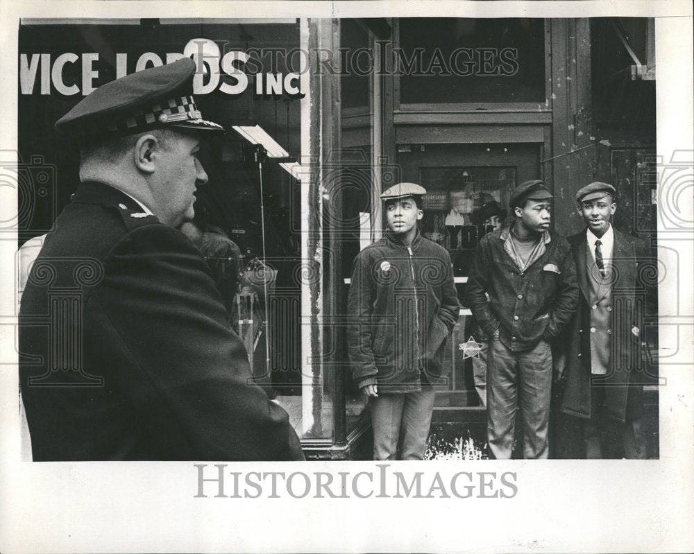 1969 McCann Visiting CVL Police Group - Historic Images