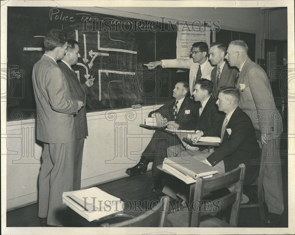 1942 Northwestern Unit Traffic School - Historic Images