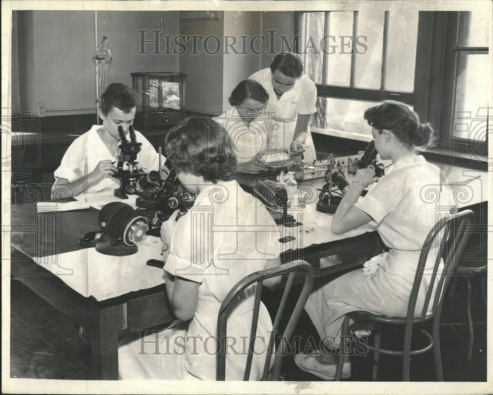 1956 Students Fab Ward Building Chciago - Historic Images