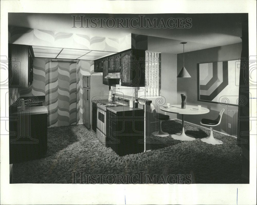 1971 Home Room Divider Kitchen Dining Room - Historic Images