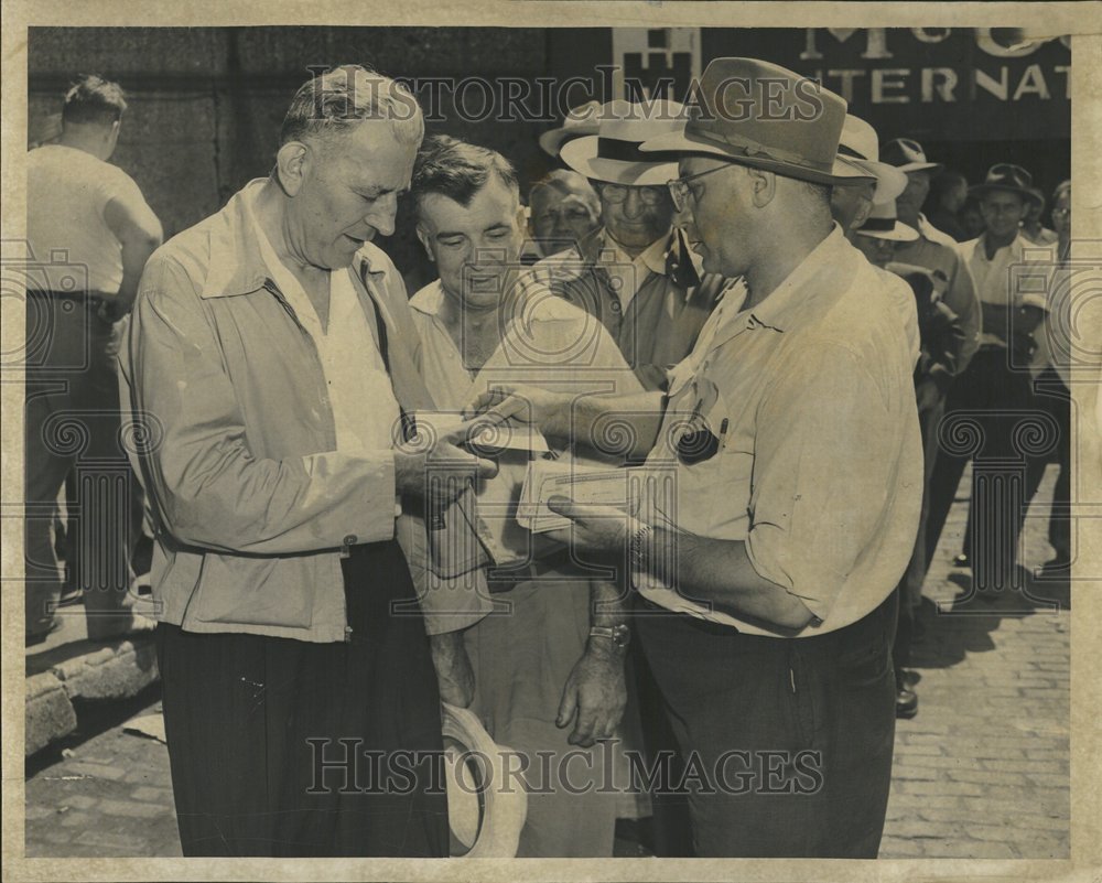 1952 Sam Erakovich Jim Lace Strike McCormic - Historic Images